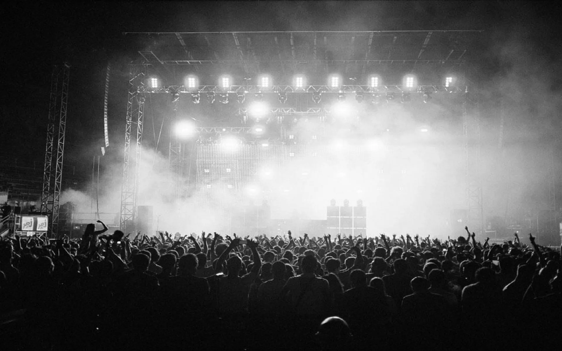 Hangi Grubun/Sanatçının Konserine Gitmek İsterdin?