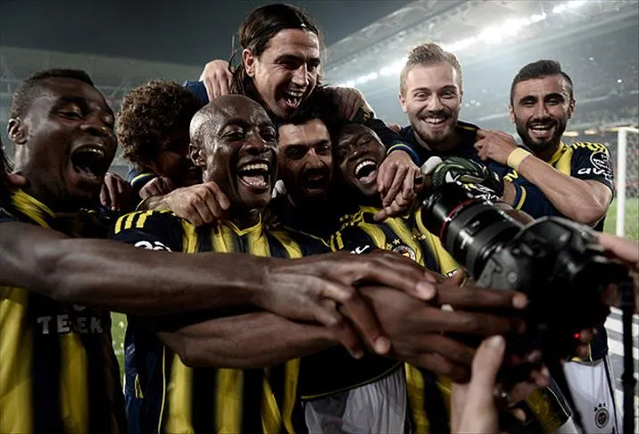 2000'LERDEN SONRA OYNAMIŞ EFSANE FENERBAHÇELİLER