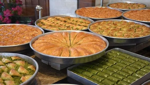 Dünyanın En Güzel Tatlıları - Türkiye Bakışı (128)