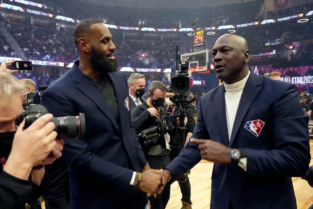Gelmiş geçmiş en iyi NBA basketbolcusu GOAT (tüm zamanlar)
