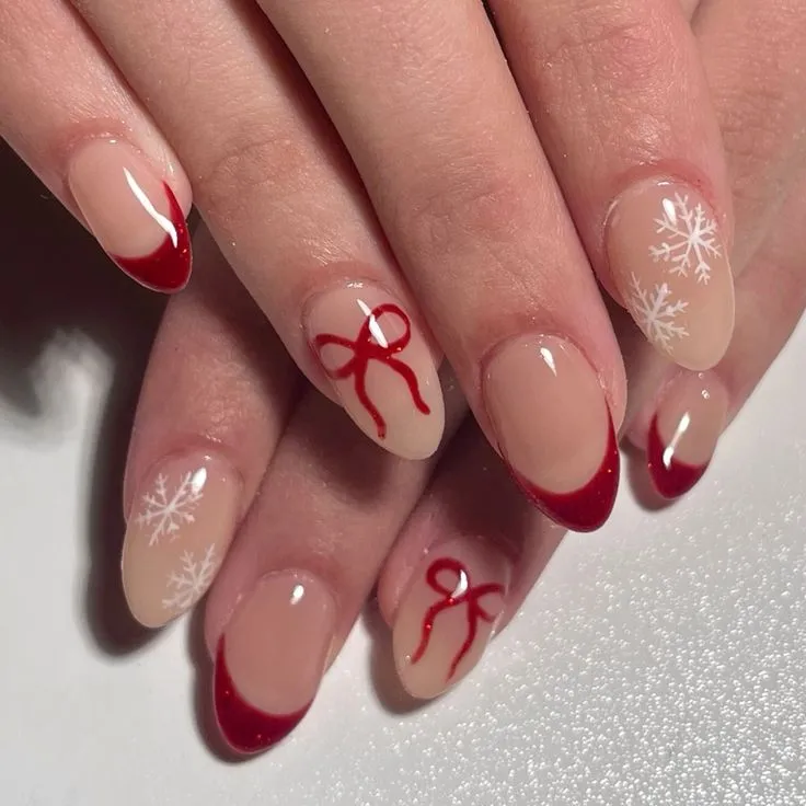 Hangi yılbaşı temalı nail art daha güzel ?
