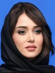 Parinaz Izadyar