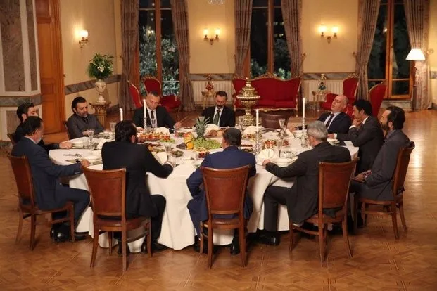 Bir Mafya Lideri Olarak Kendi Masanı Oluştur ( Kör Sıralama )