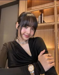 LISA - BLACKPINK
