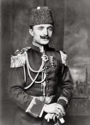 Enver Paşa- Ermeni soykırımı iddiası ve yanlış kararları ile tartışmalı subay 