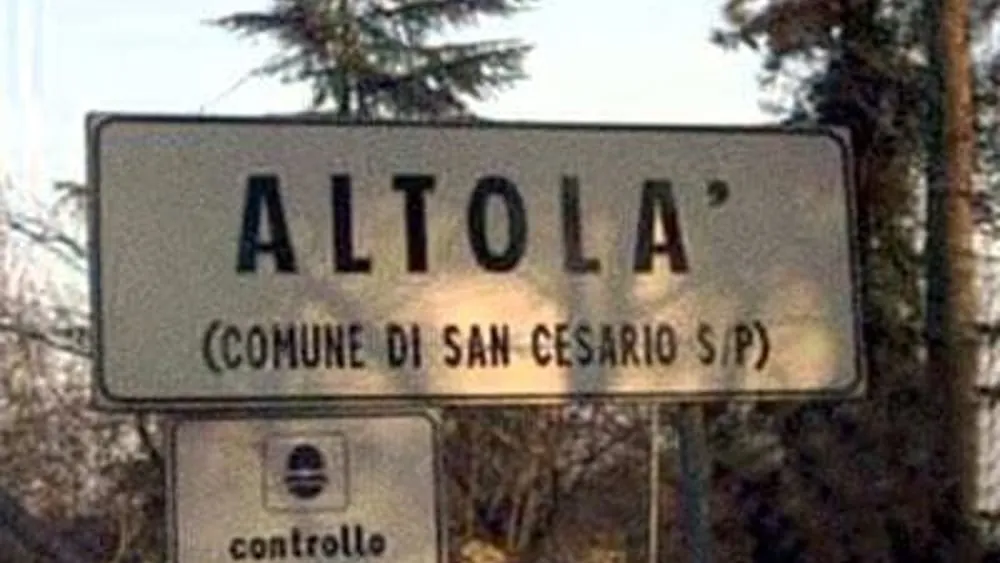 Località, Luoghi, Vie, Insegne e Citofoni strani
