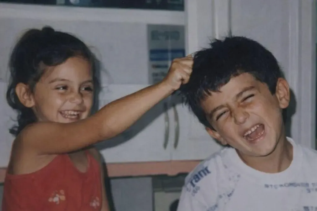 Kız kardeşin hangisini yapamaz (Kör sıralama)