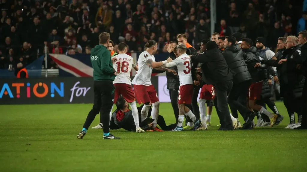 1V1 SOKAK KAVGASINDA HANGİ SÜPER LİG FUTBOLCUSU KAZANIR
