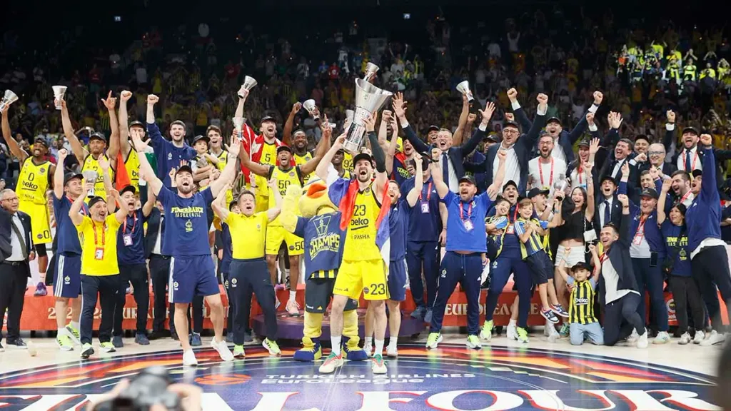 Fenerbahçe'de Oynamış En İyi Basketbolcu (Yabancı)