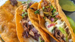 Quesabirria (Birria tacos) - Meksika