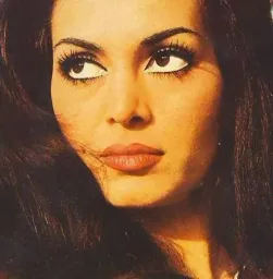 TÜRKAN ŞORAY