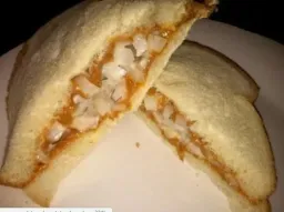 ekmek arası fıstık ezmesi+soğan