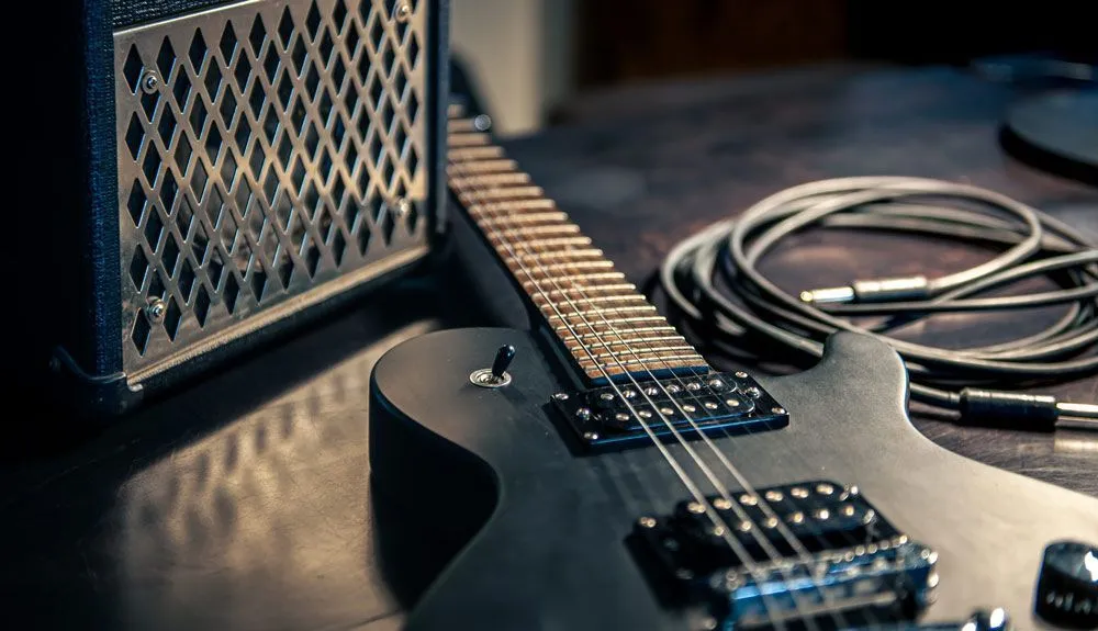 Hangi elektro gitarı ücretsiz verseler alırsın
