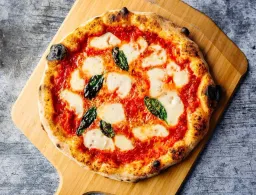 Pizza(Gardiyana istediğin zaman türünü değiştire bilirsin)
