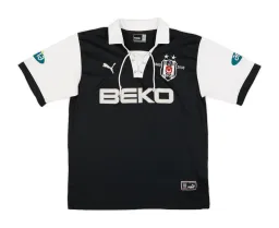besiktas-2002-03-retro-kit
