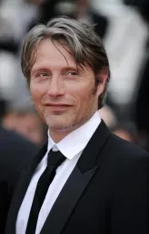 Mads Mikkelsen 