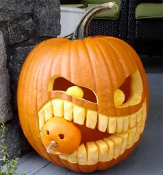 Jack O'lanturn / Pumpkin Carving