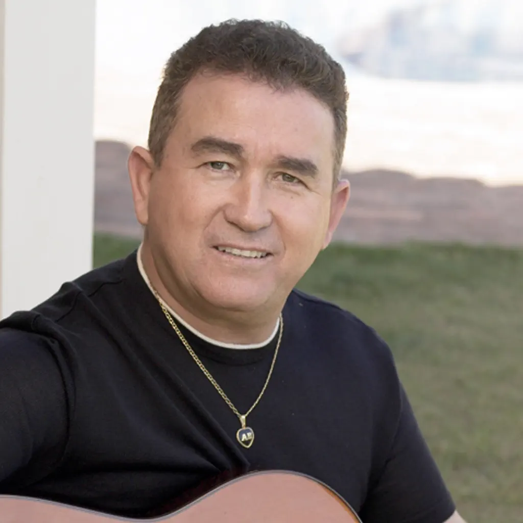 Amado Batista