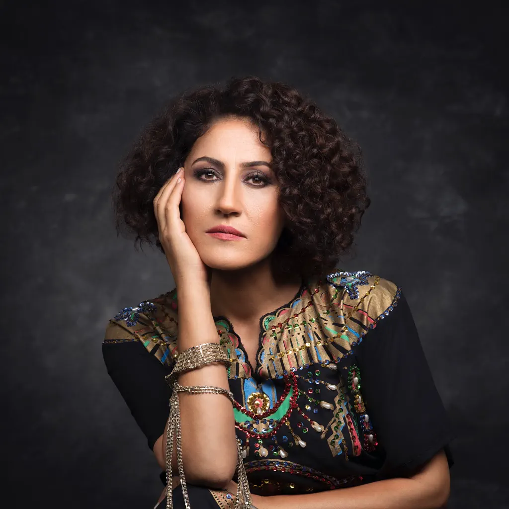 Aynur