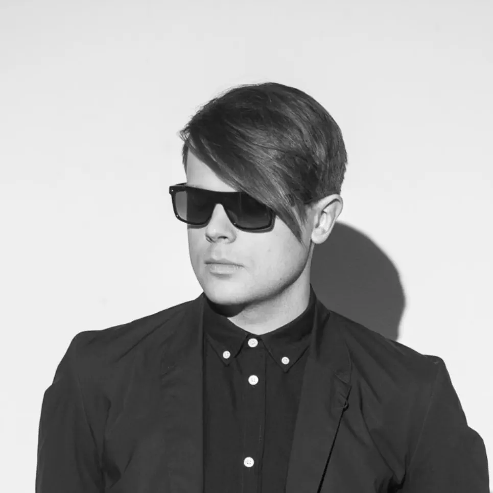 Syn Cole