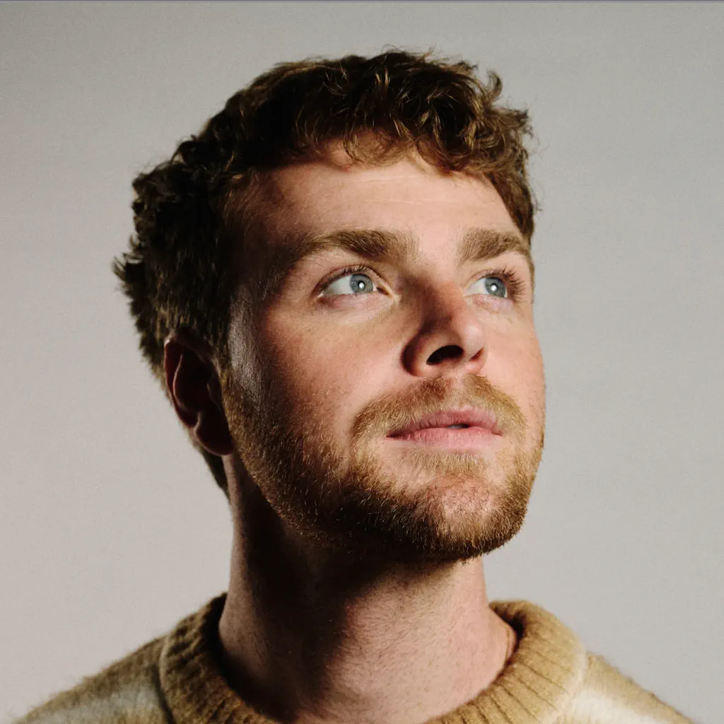 Alex Warren