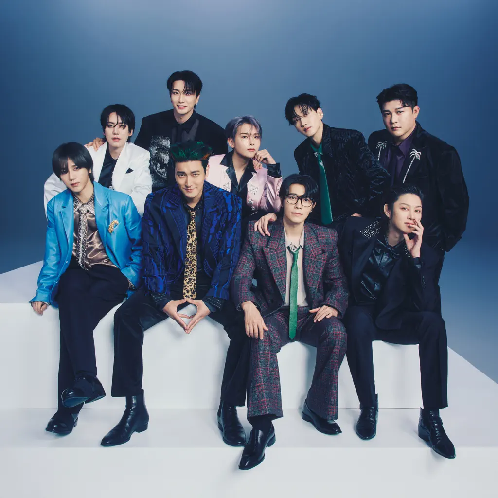 SUPER JUNIOR