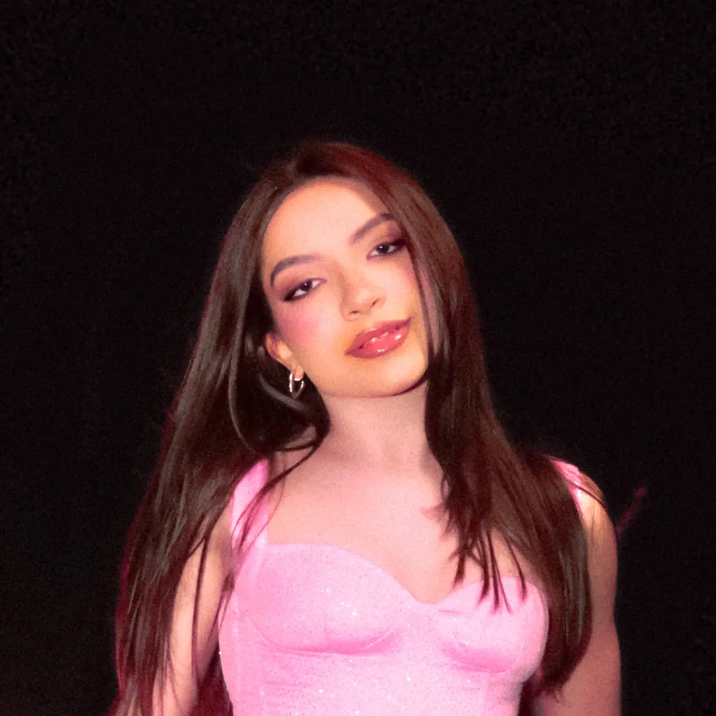 Ana Laura Lopes