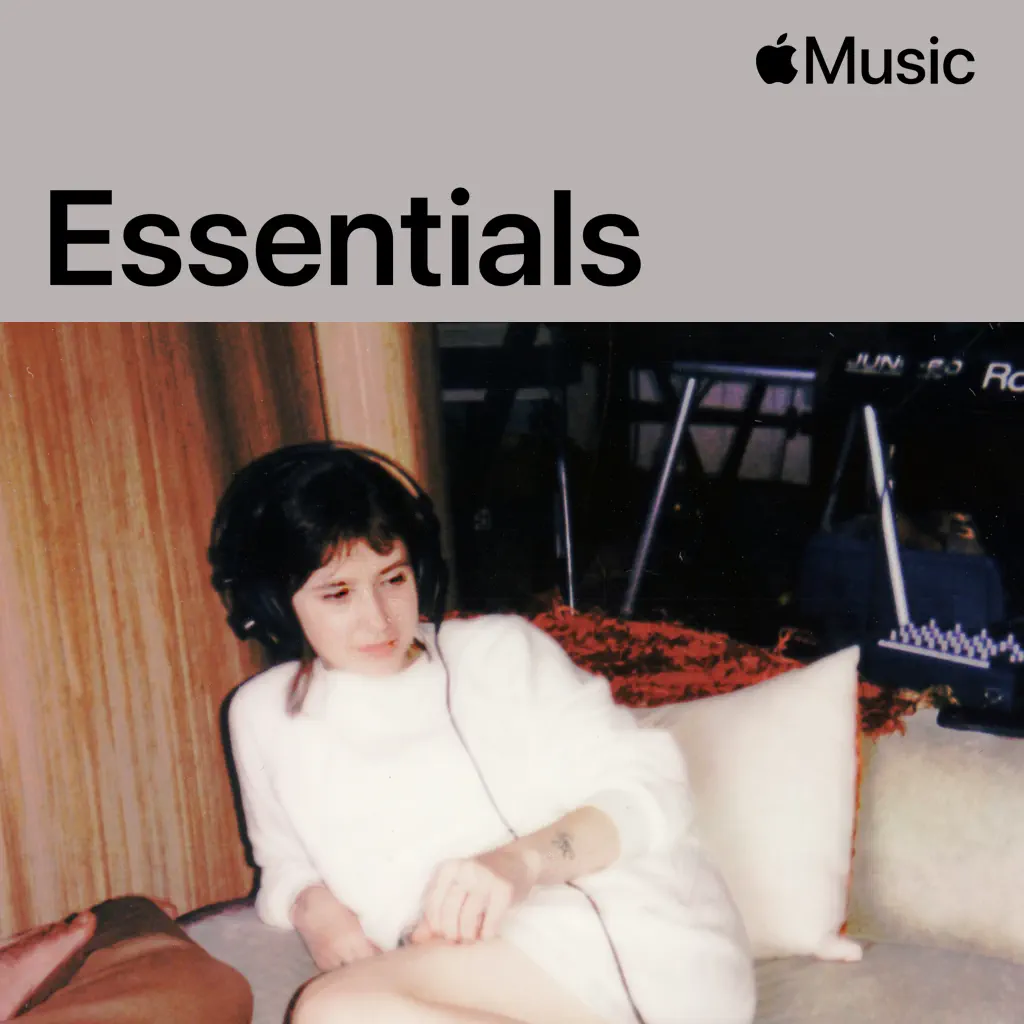 Clairo Essentials