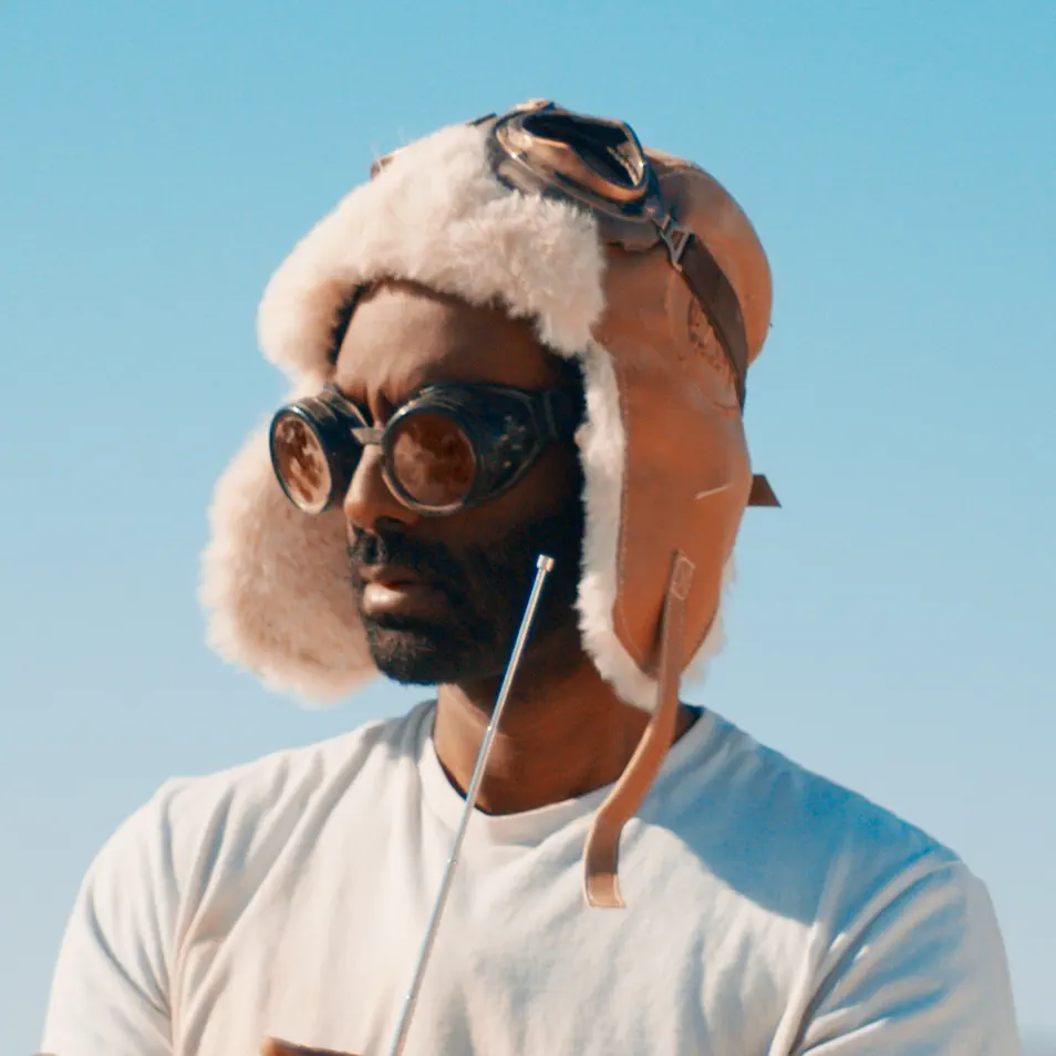 Abhi The Nomad
