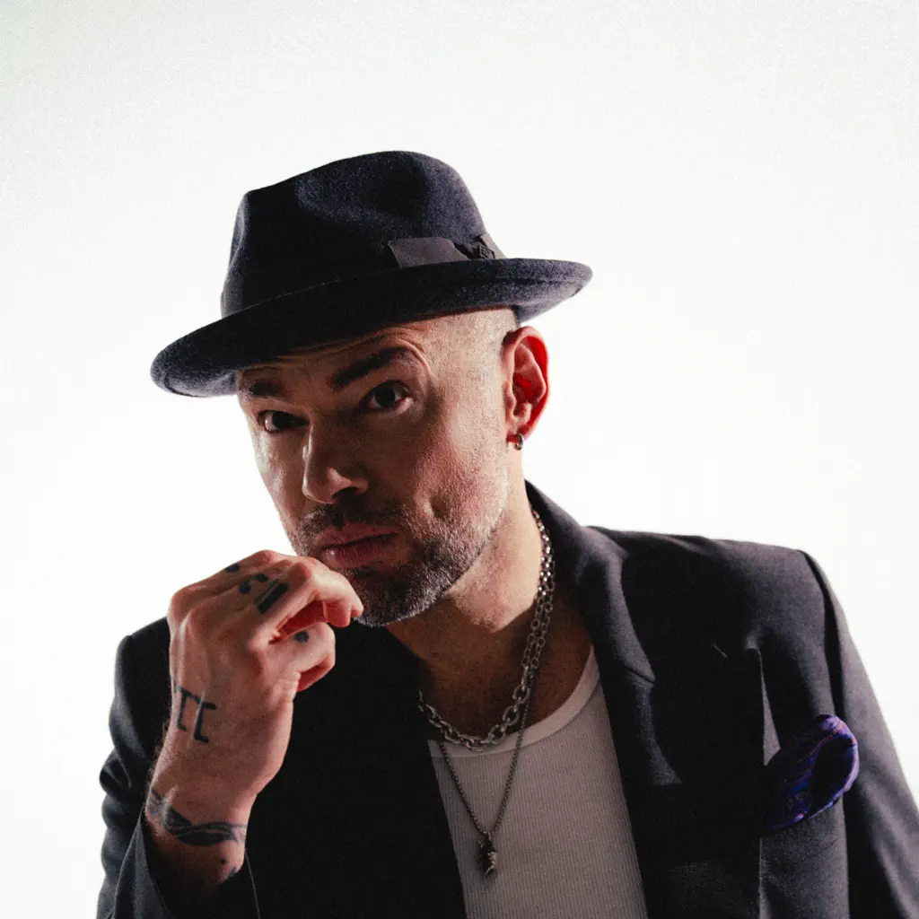 Santiago Cruz