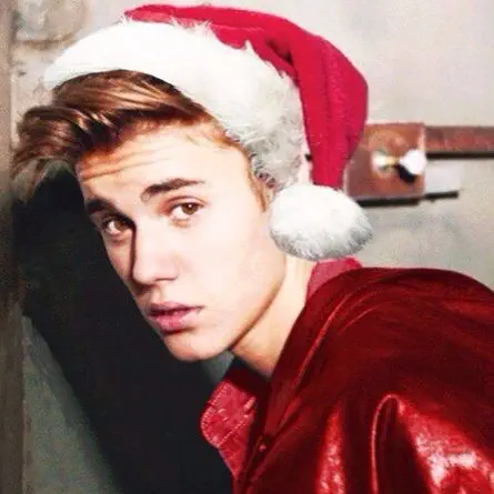 Justin Bieber christmas music 🌲 Under The Misteltoe 🎁 🌟