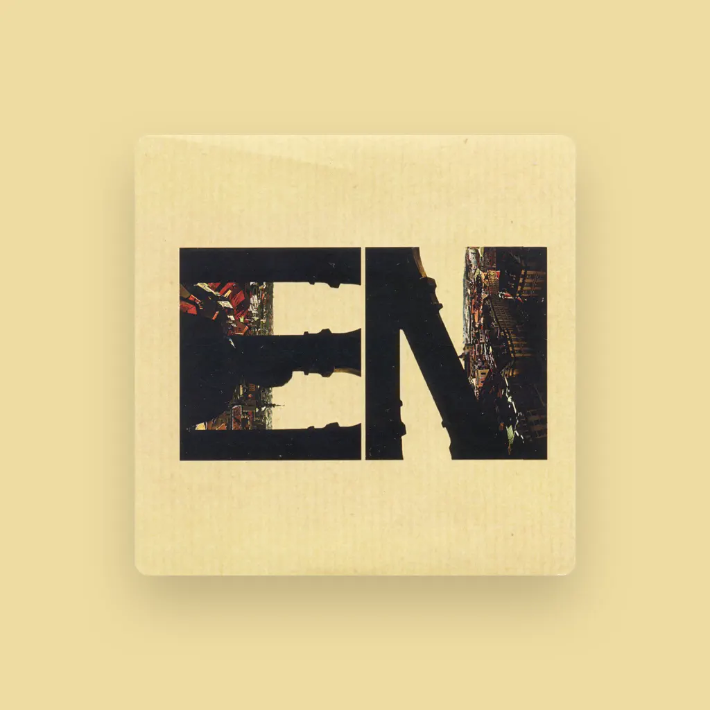 En
