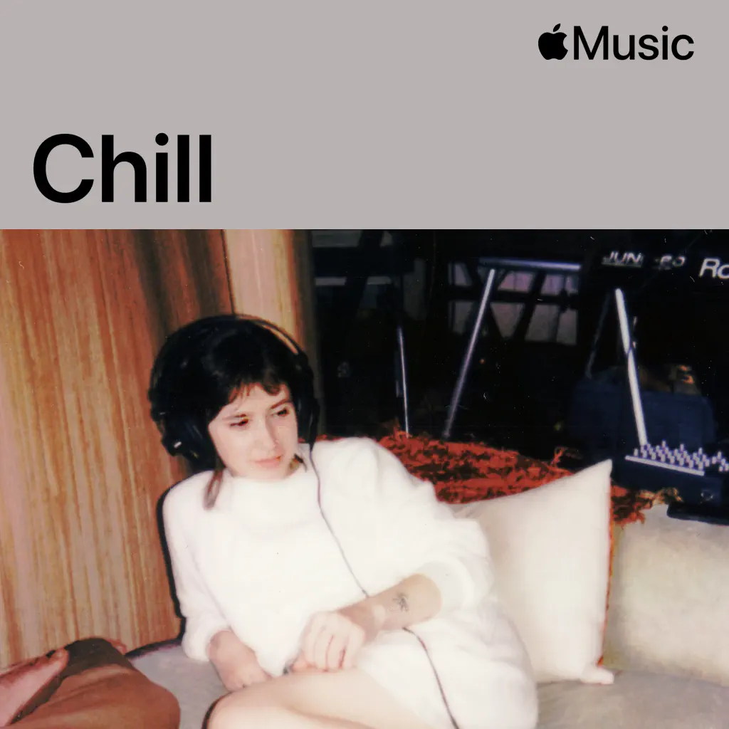 Clairo: Chill