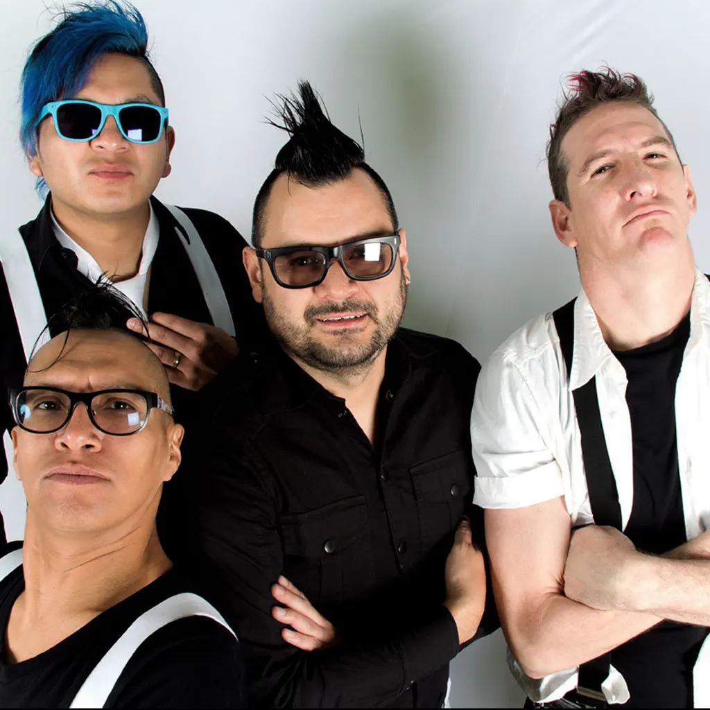 Los Estrambóticos