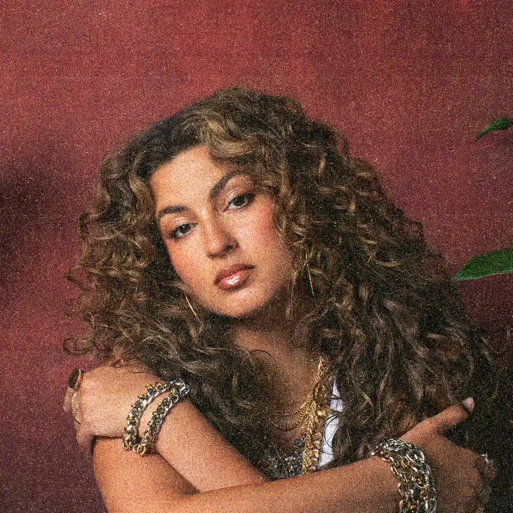 Tori Kelly