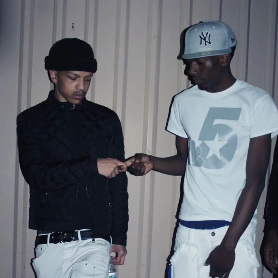 Iayze Archive