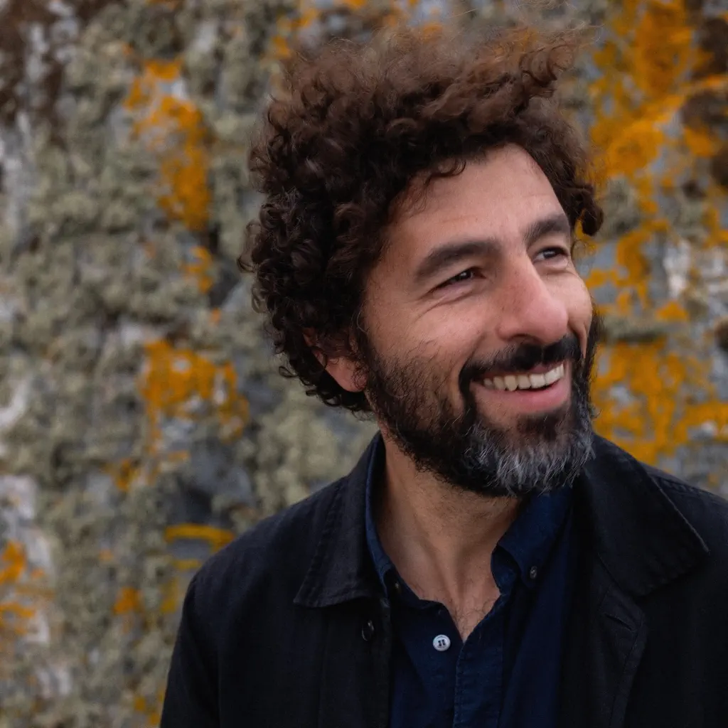 José González