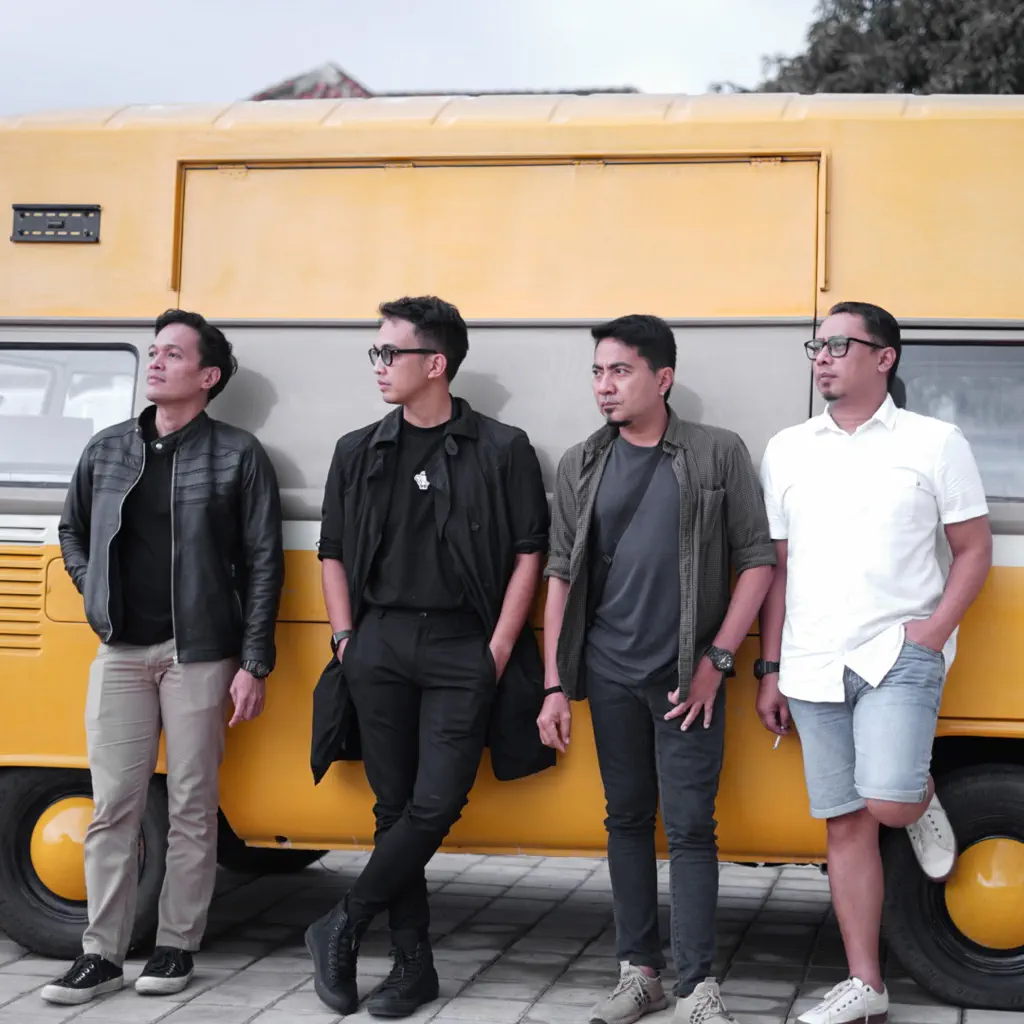 ADA Band
