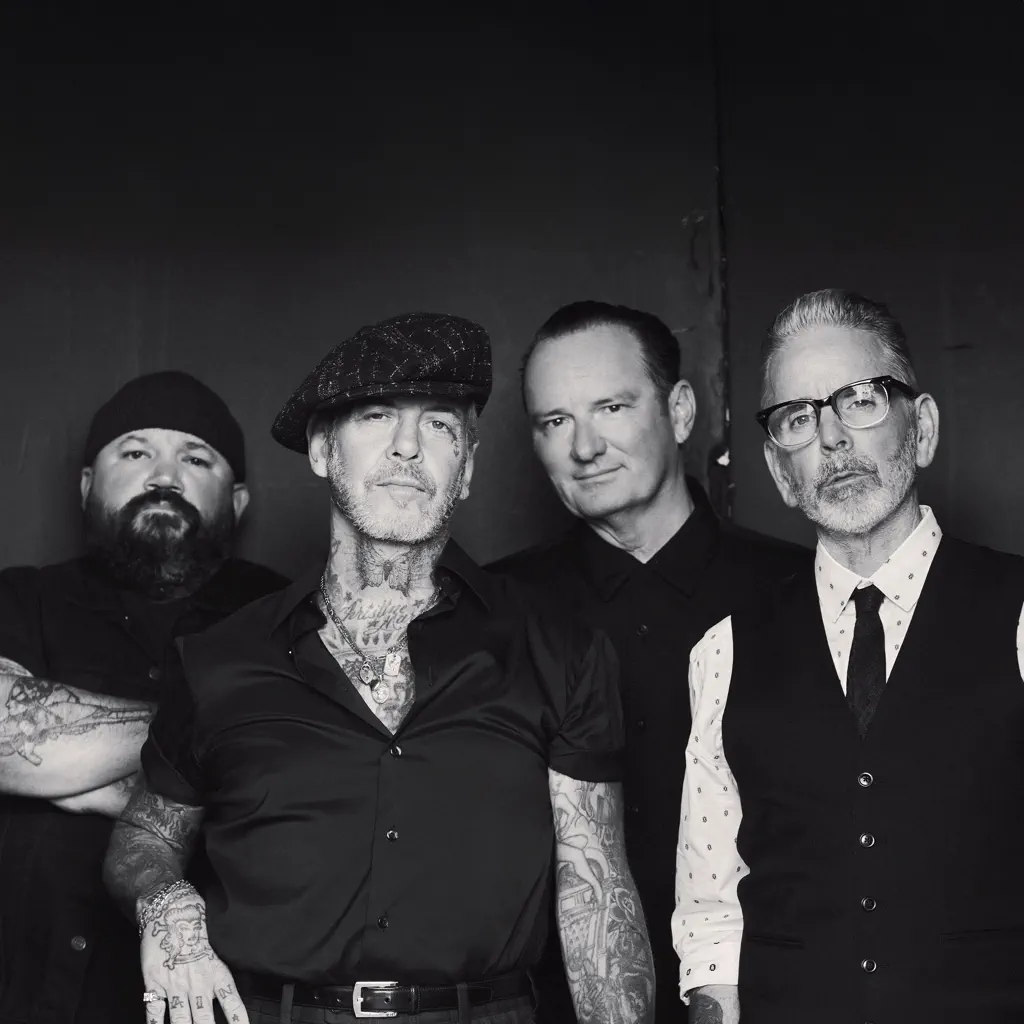 Social Distortion