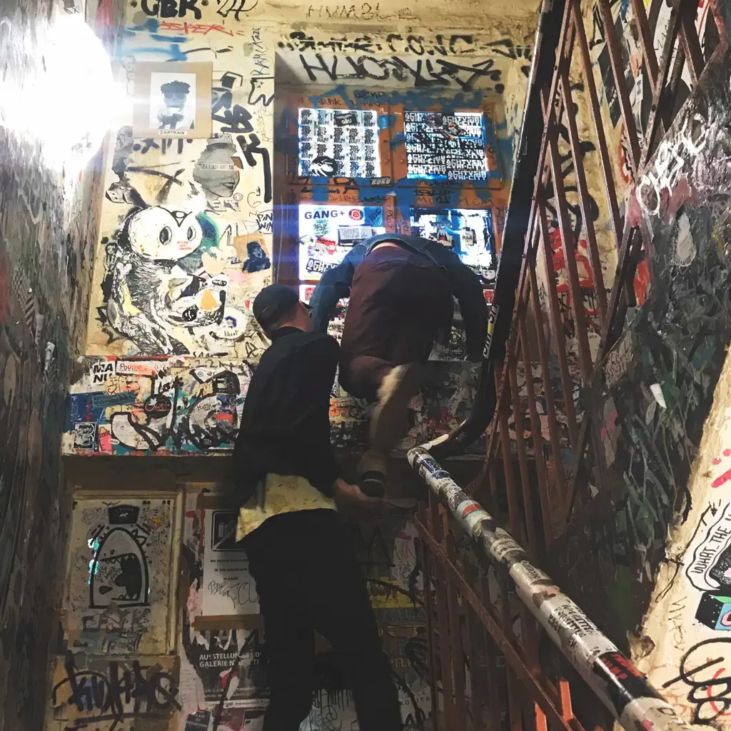 013