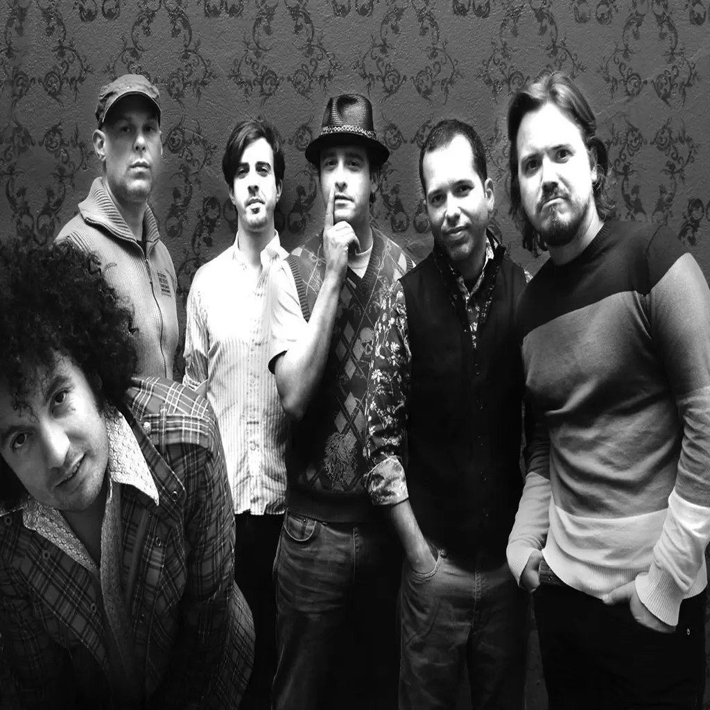 Los Amigos Invisibles