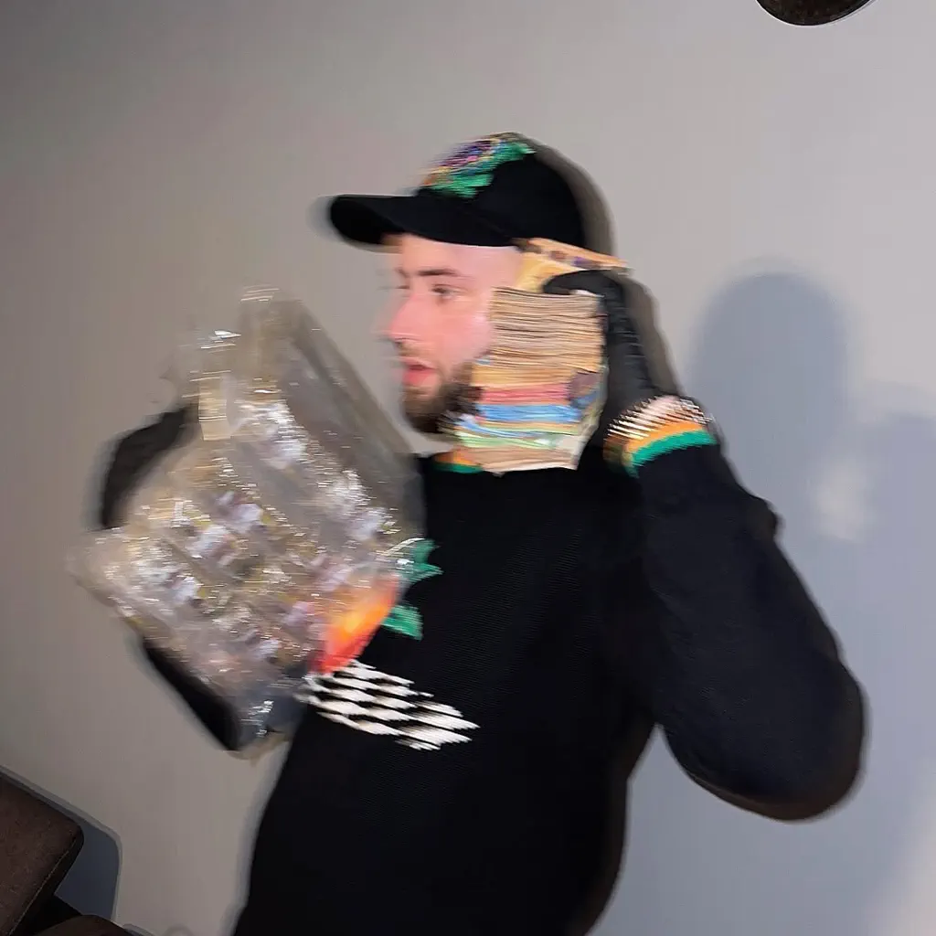 Akh