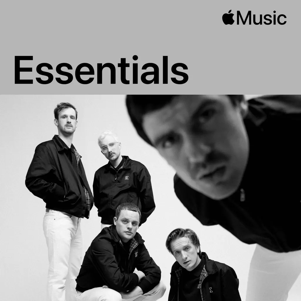 Kraftklub Essentials