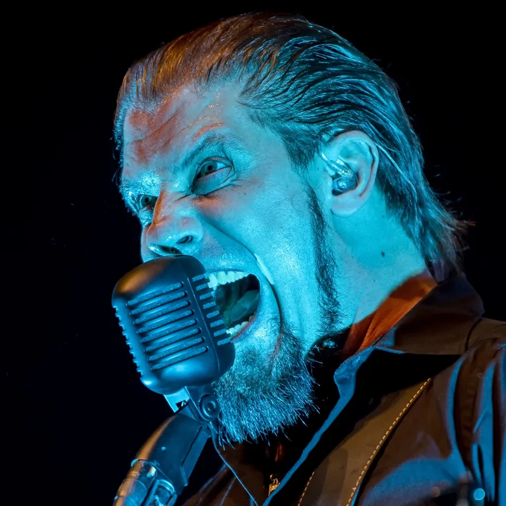 SaD - Symphony and Metallica