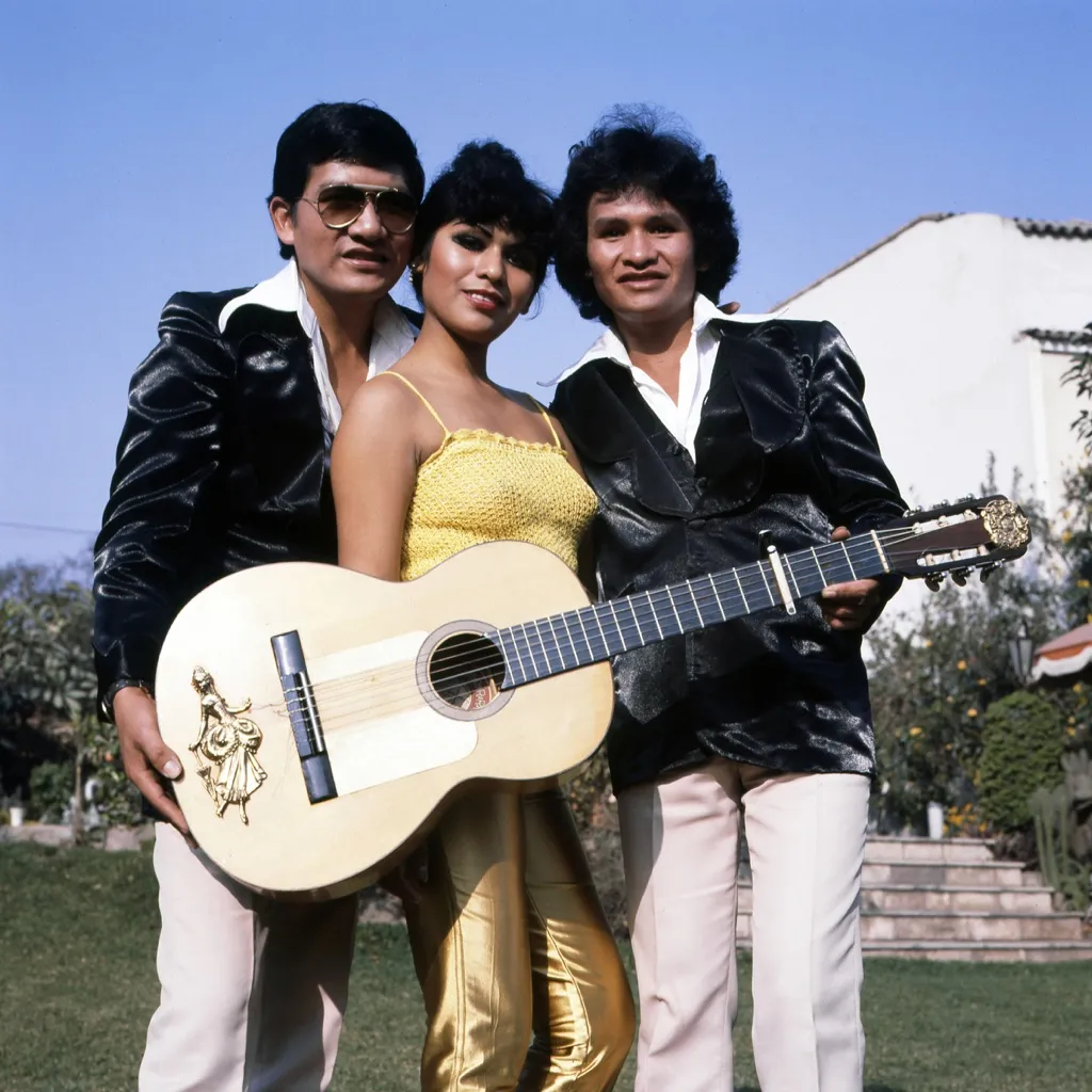 Los Hermanos Castro