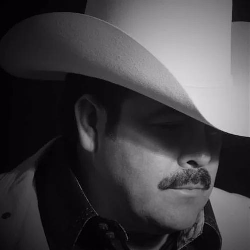 Sergio Vega “El Shaka”