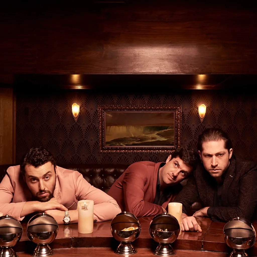 Mini Mansions