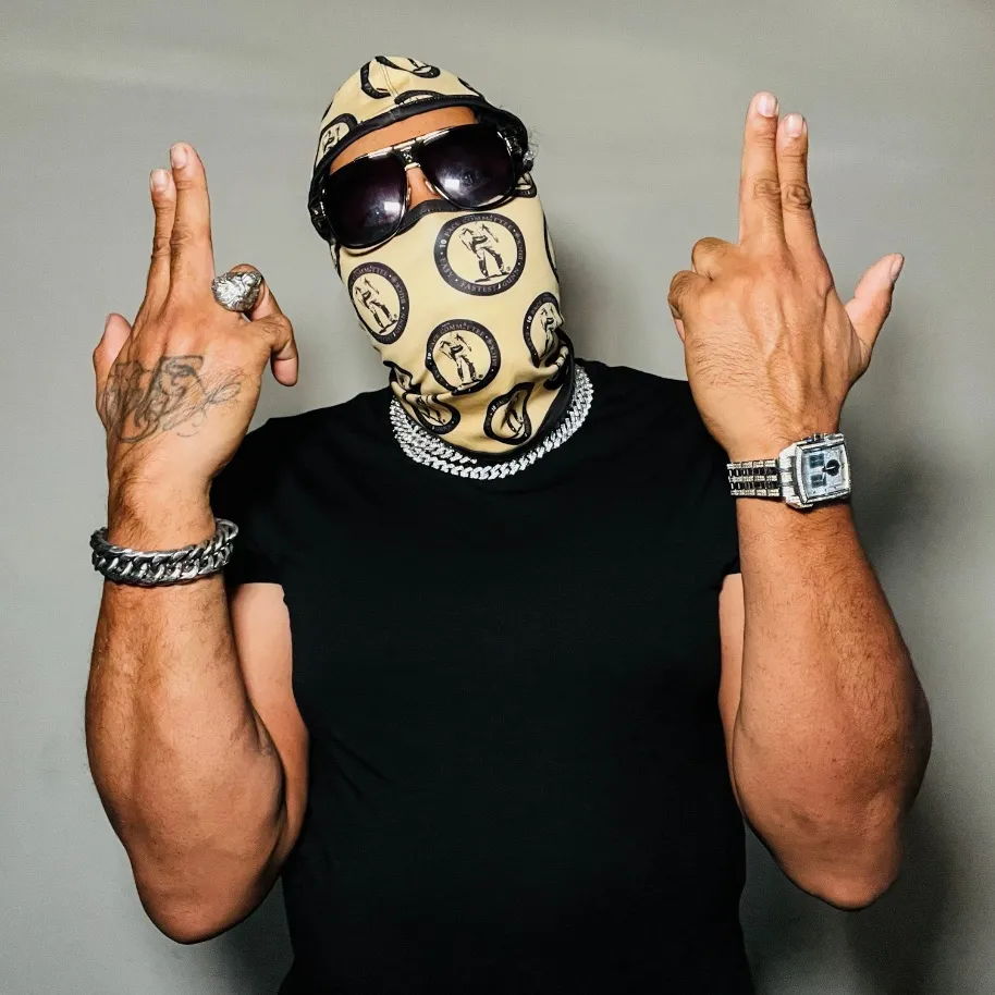 $B.I.