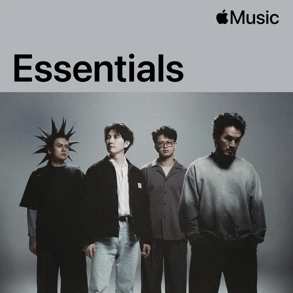 Lomosonic Essentials