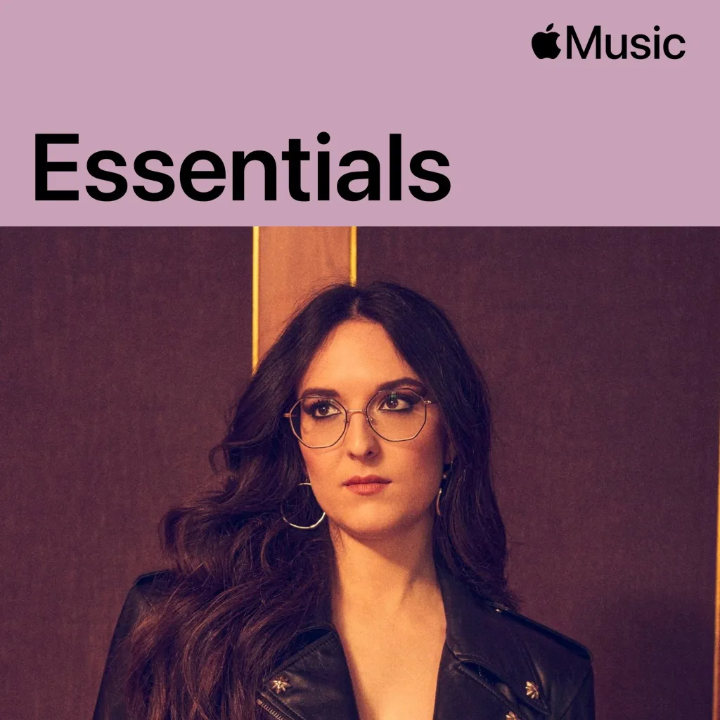 Veronica Fusaro Essentials